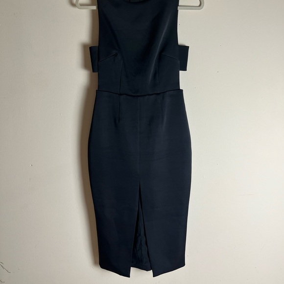 BLACK KEEPSAKE XS MIDI DRESS - Picture 4 of 7